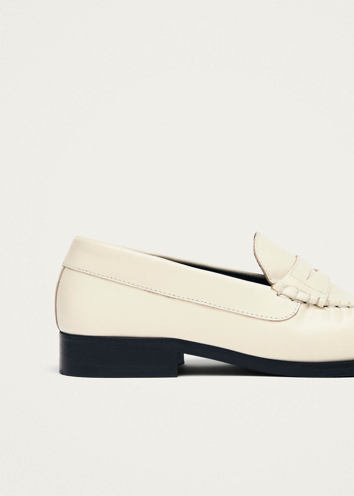 Rivet Cream Leather Loafers - Image 7