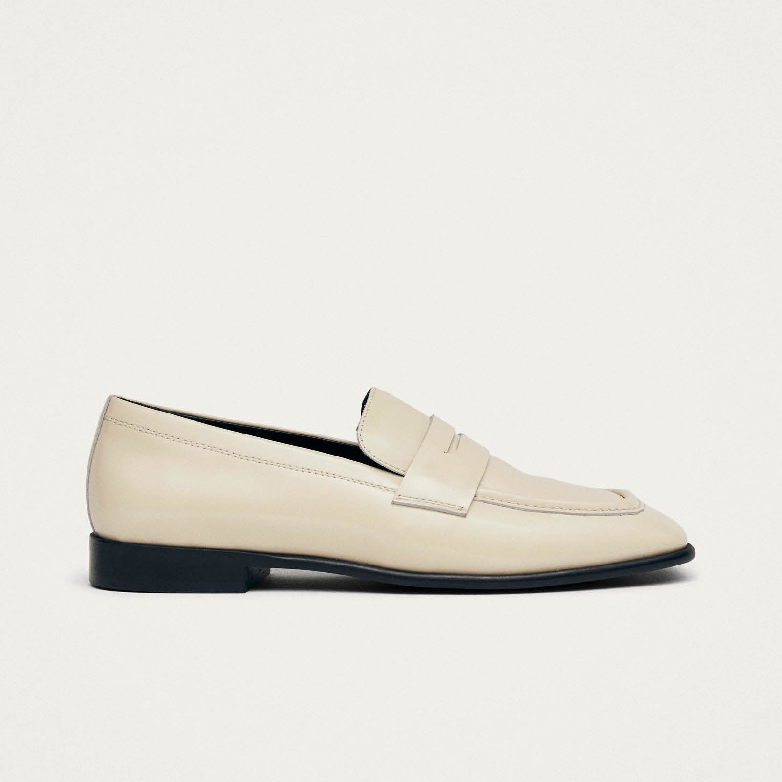 Zaha Cream Leather Loafers - Image 3